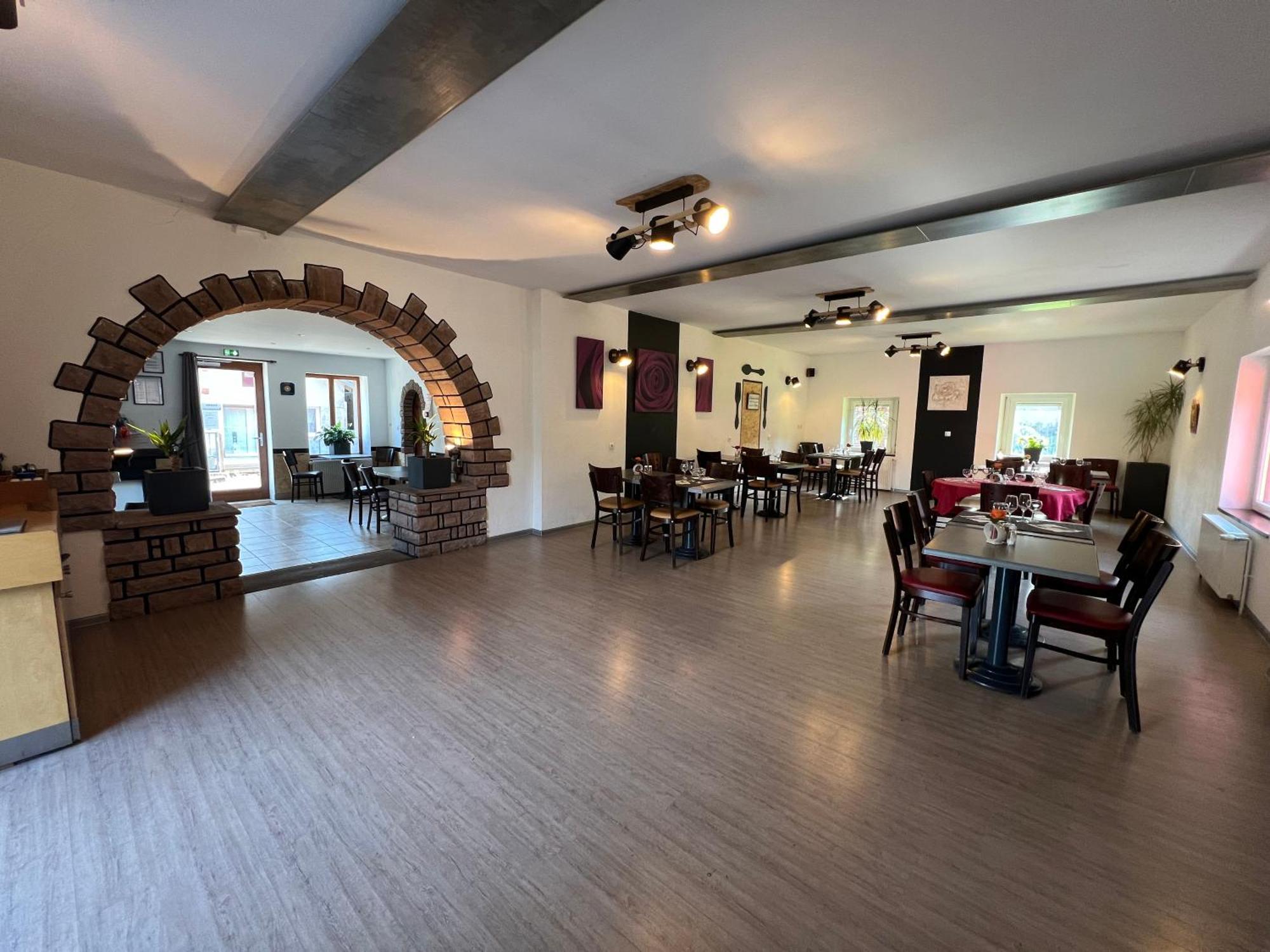 Auberge Restaurant La Roseraie Grandrupt Ngoại thất bức ảnh